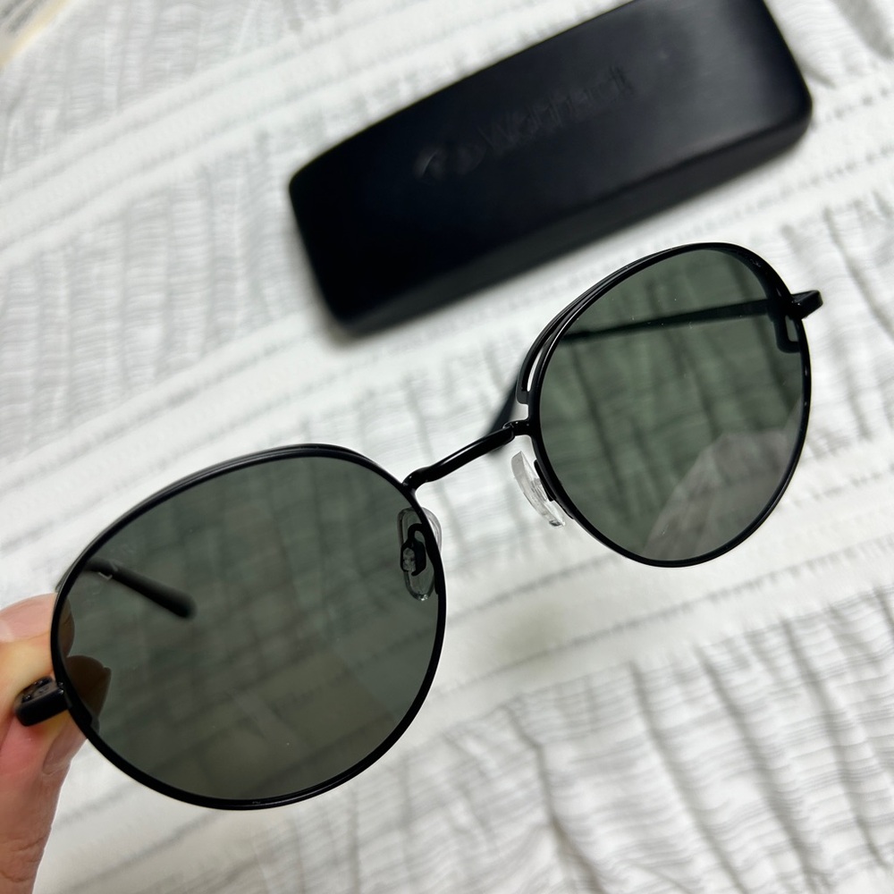 Solar Metal Frame Sunglasses - Picture 8 of 13
